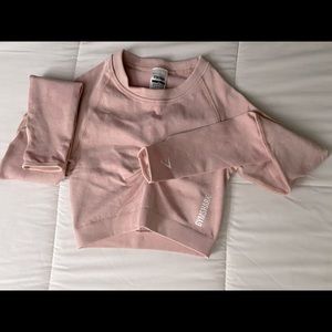 Gymshark Adapt Camo Seamless Long Sleeve Crop Top - Light Pink